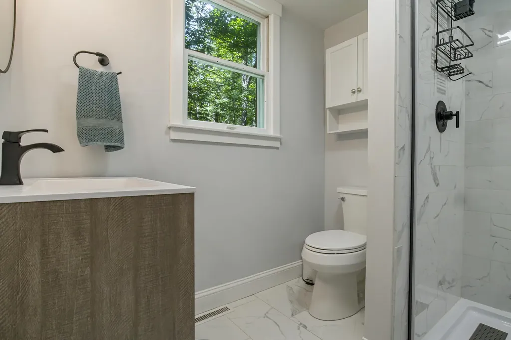 34 Brooks Road Barrington NH 03825