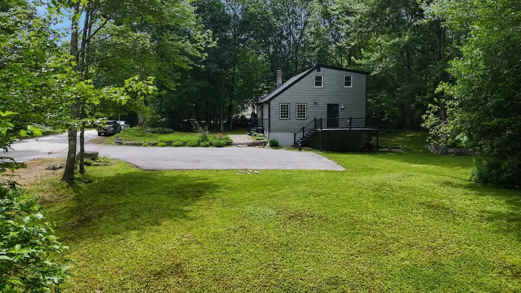 34 Brooks Road Barrington NH 03825