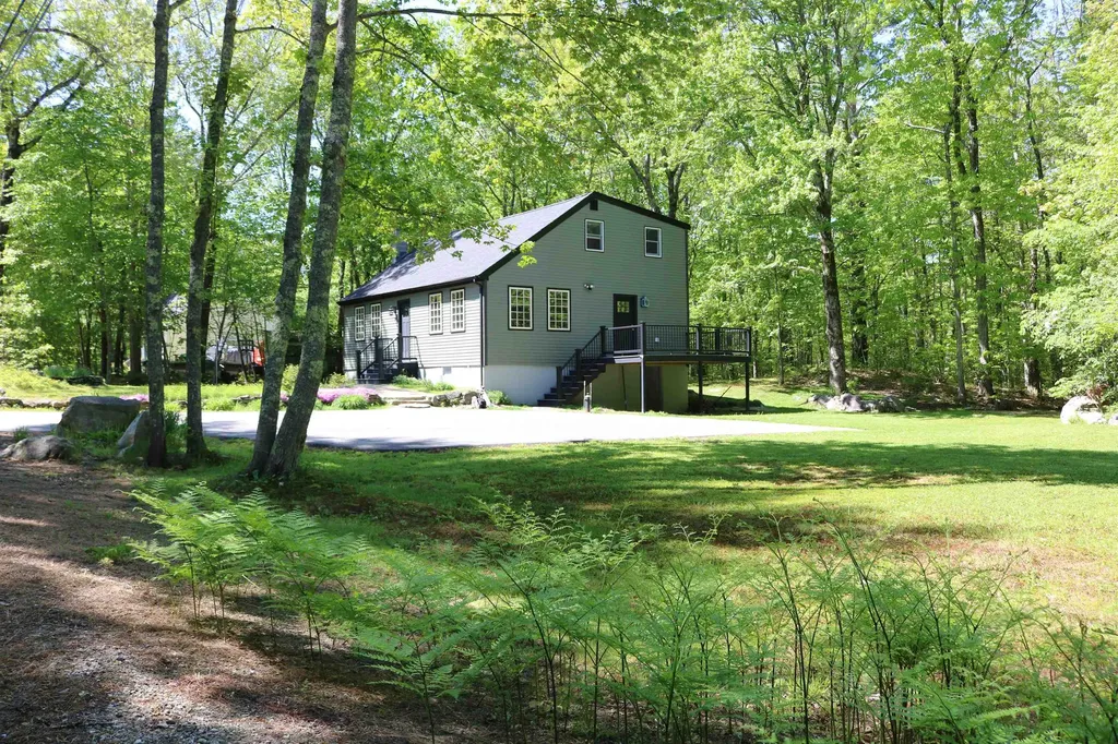 34 Brooks Road Barrington NH 03825