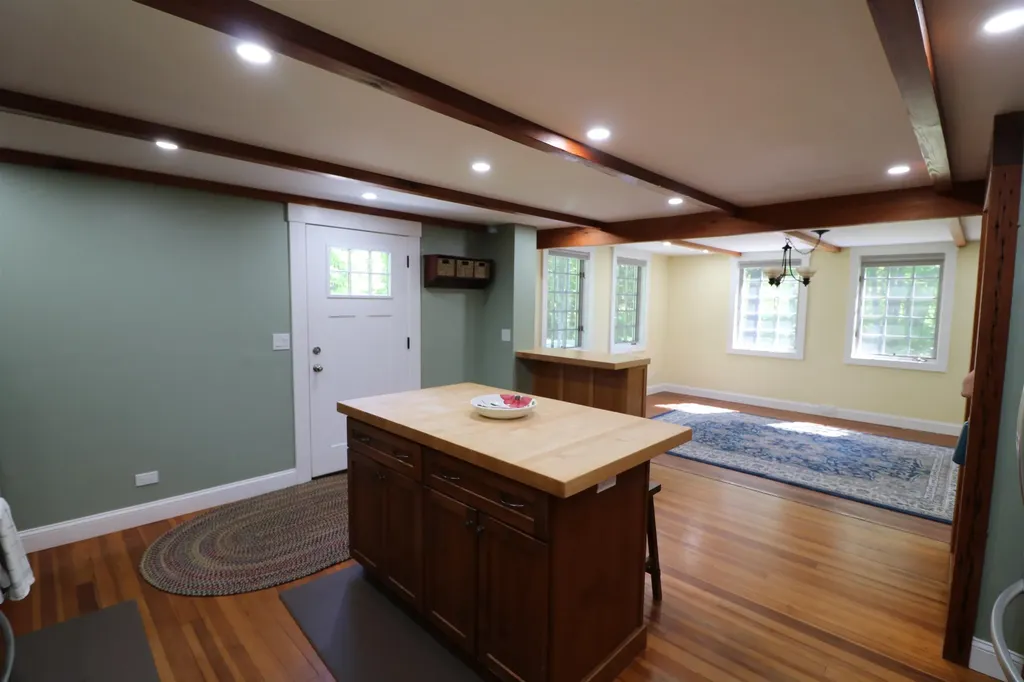 34 Brooks Road Barrington NH 03825