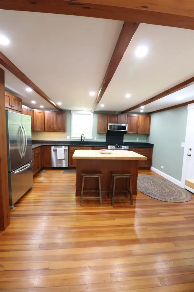 34 Brooks Road Barrington NH 03825