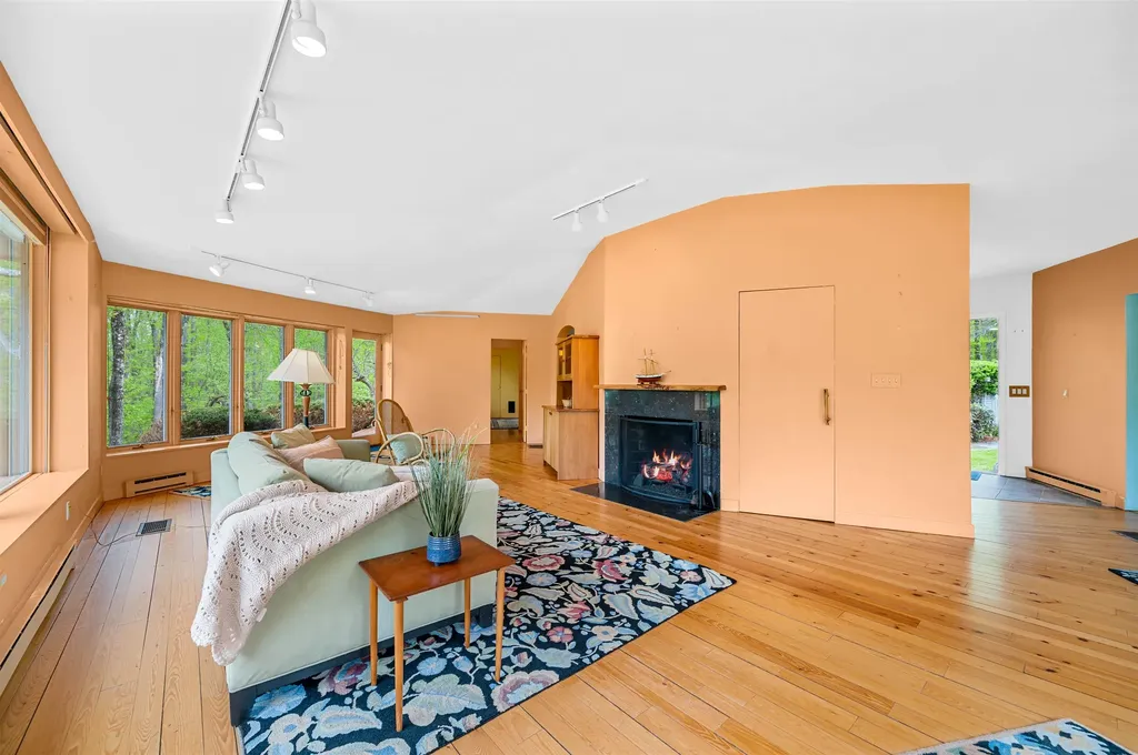 753 Scrabble Hill Road Duxbury VT 05676
