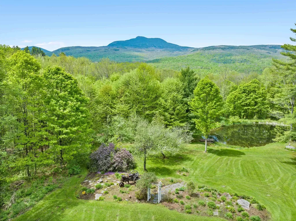 753 Scrabble Hill Road Duxbury VT 05676