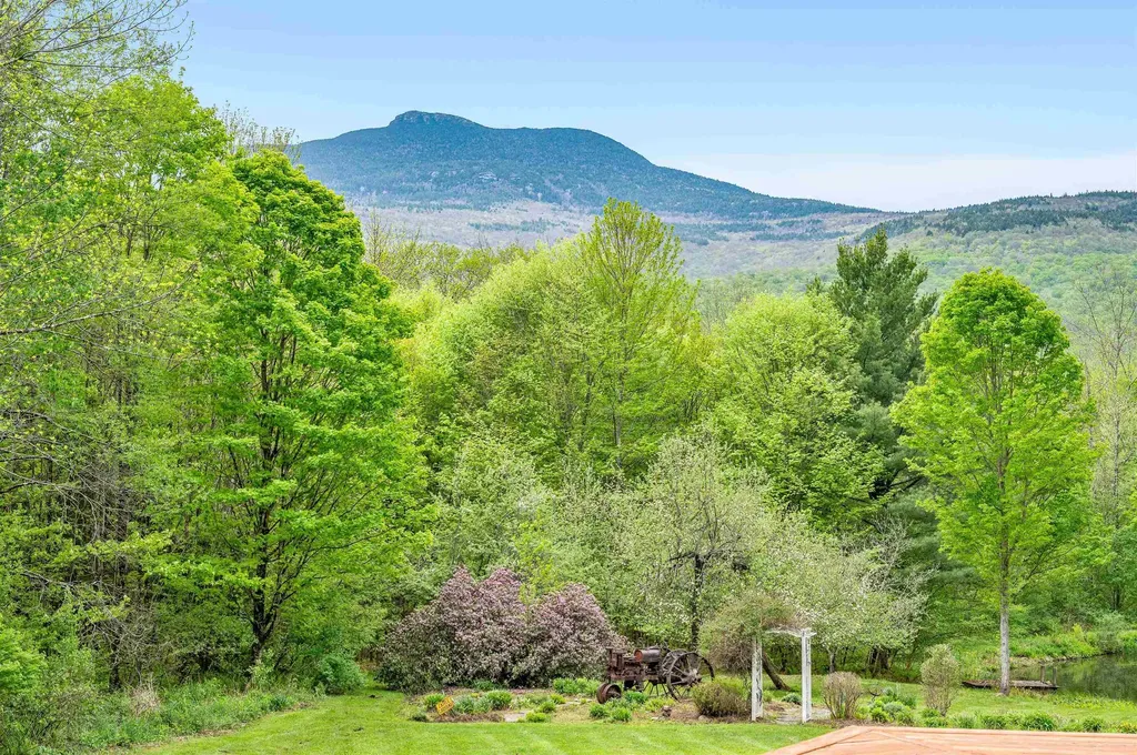 753 Scrabble Hill Road Duxbury VT 05676