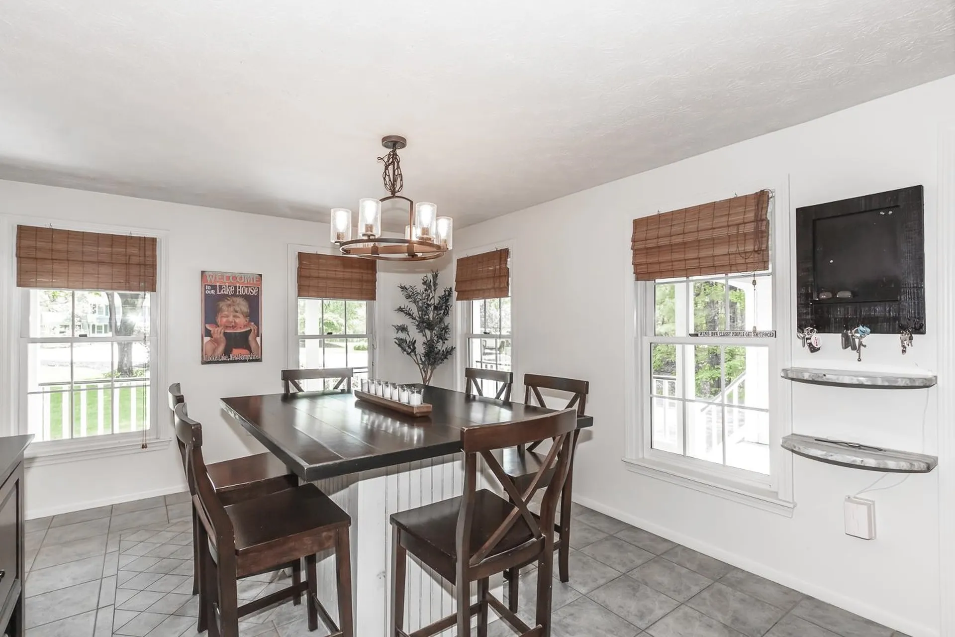 4 Leary Drive Litchfield NH 03052