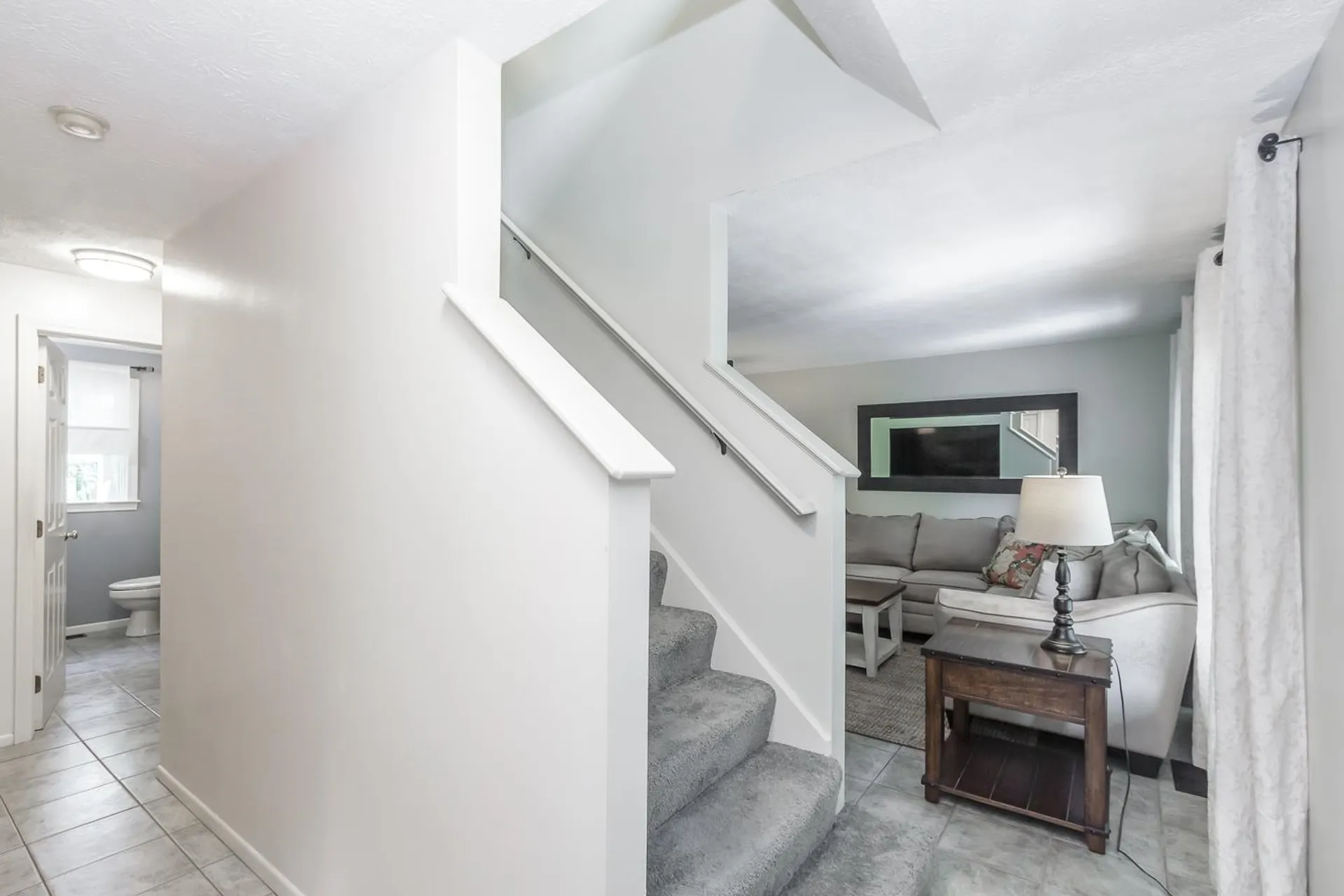 4 Leary Drive Litchfield NH 03052