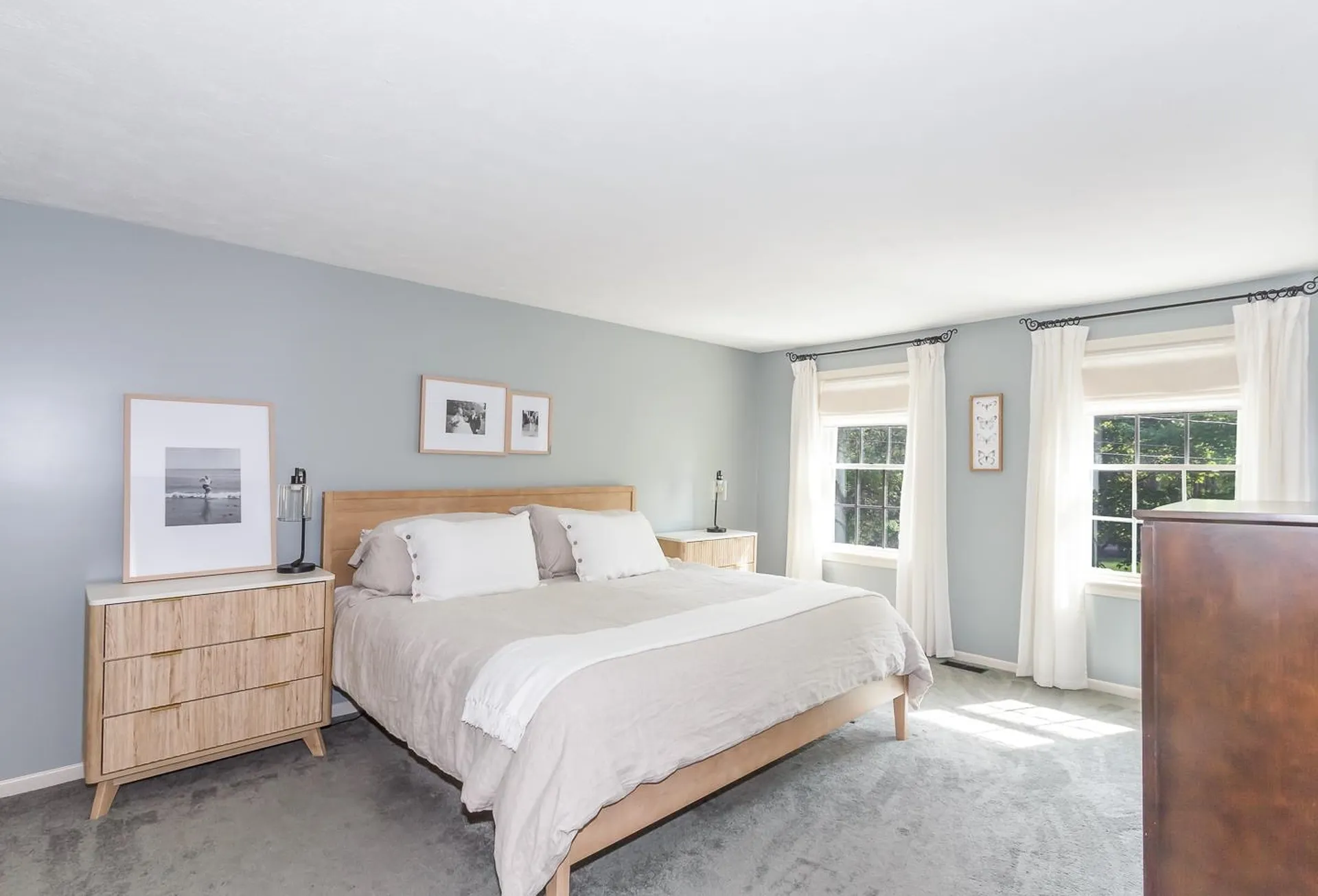 4 Leary Drive Litchfield NH 03052
