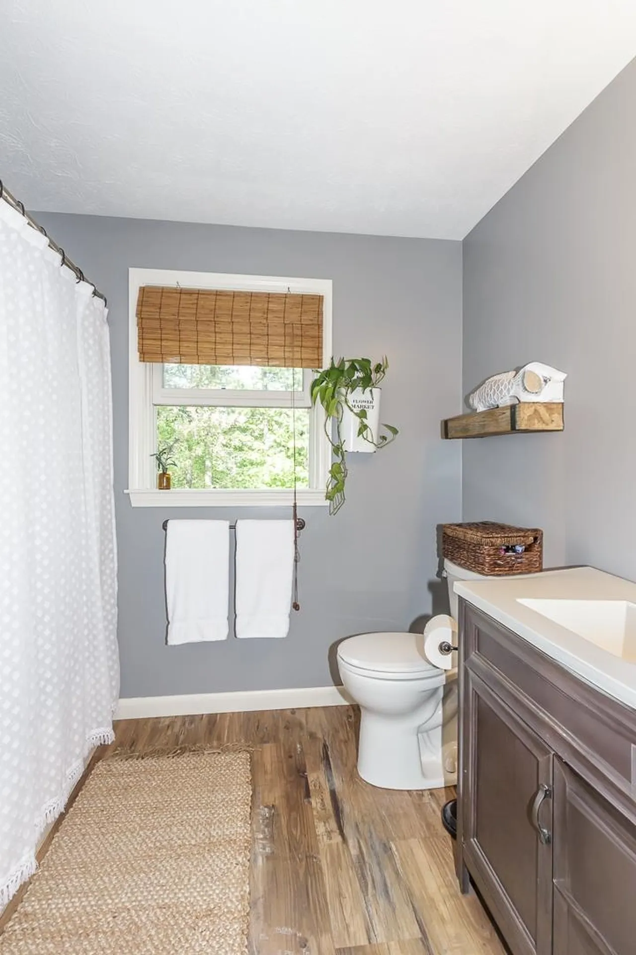 4 Leary Drive Litchfield NH 03052