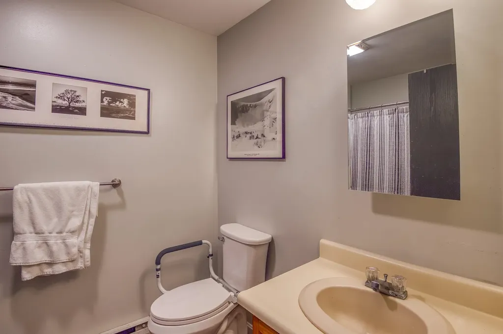 78 Saco Pines Road Conway NH 03813