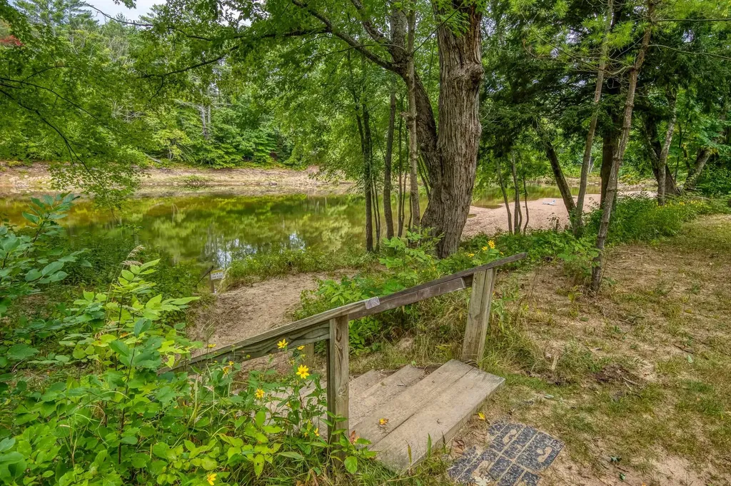 78 Saco Pines Road Conway NH 03813