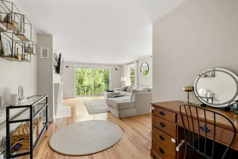 352 East Road Hampstead NH 03841