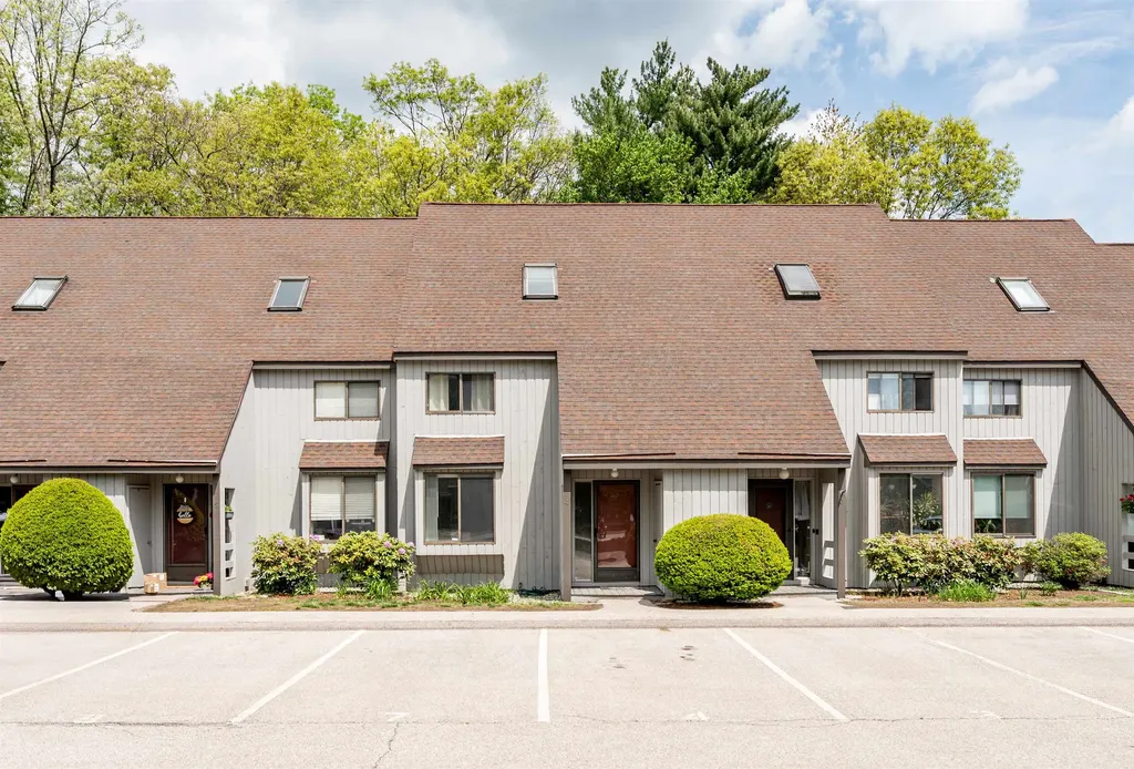 4 Harwich Court Merrimack NH 03054