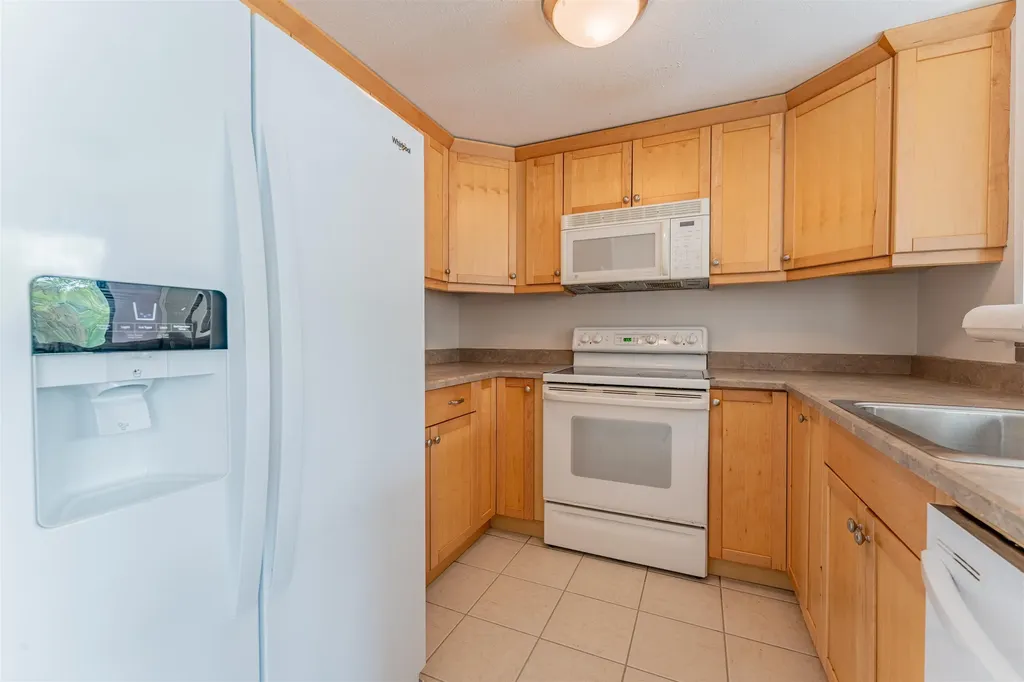 4 Harwich Court Merrimack NH 03054