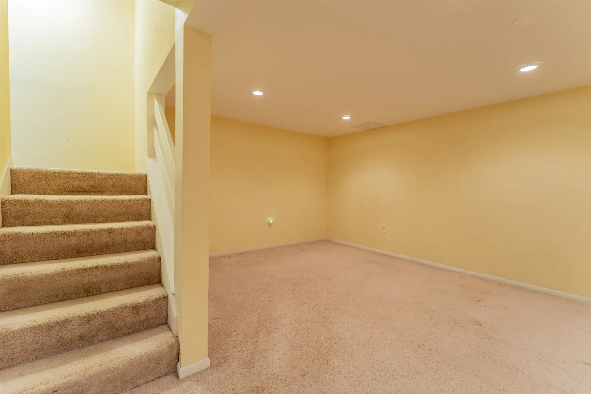 4 Harwich Court Merrimack NH 03054