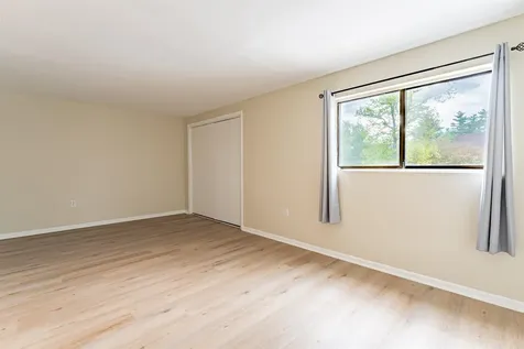 4 Harwich Court Merrimack NH 03054