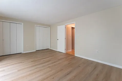 4 Harwich Court Merrimack NH 03054