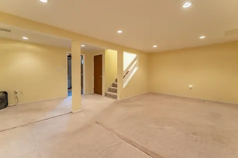 4 Harwich Court Merrimack NH 03054