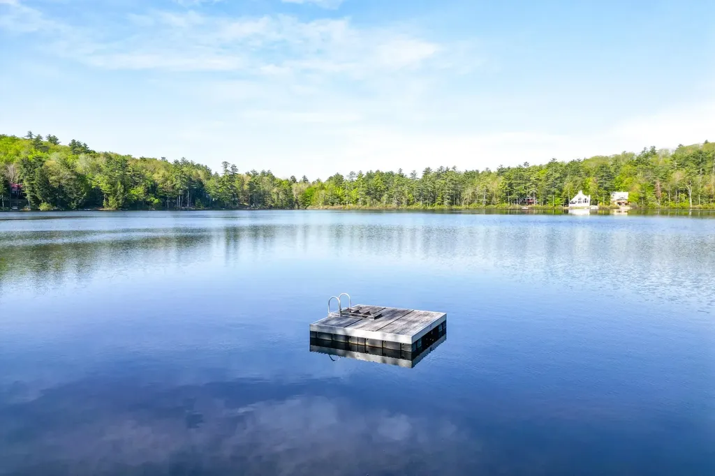 31 Interlaken Circle Madison NH 03849