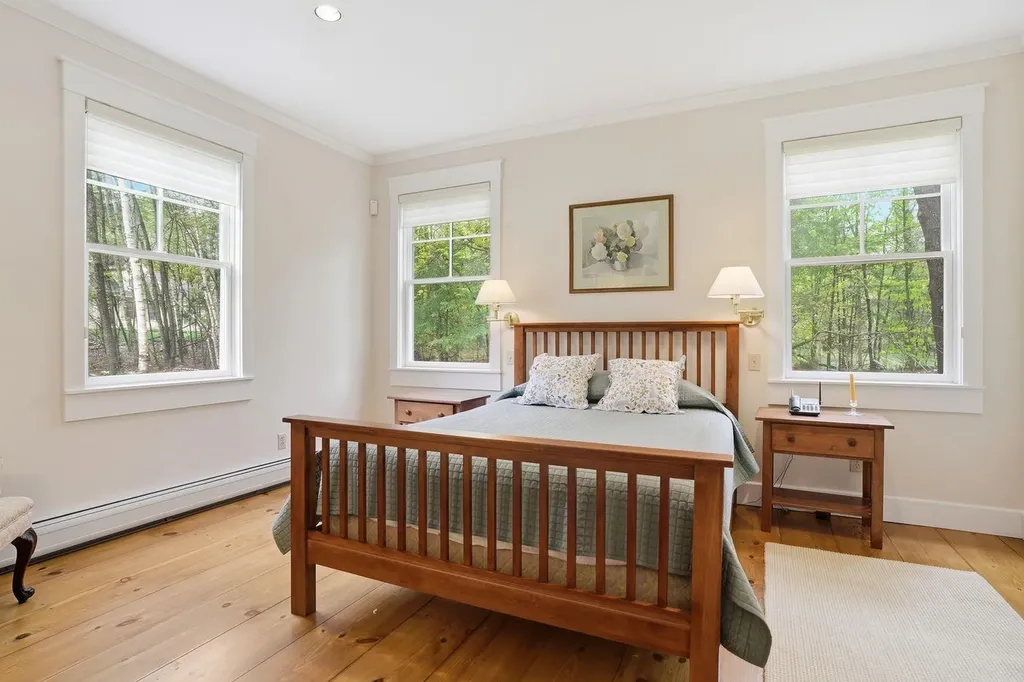 27 Orchard Lane Alton NH 03809