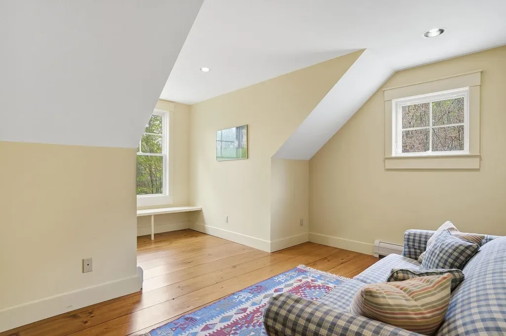 27 Orchard Lane Alton NH 03809