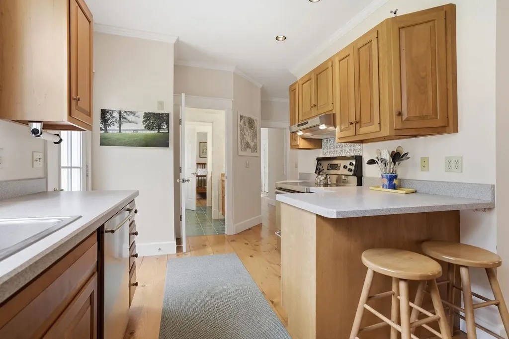 27 Orchard Lane Alton NH 03809