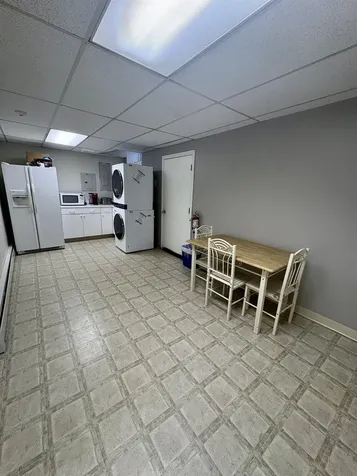 707 Chestnut Street Manchester NH 03104