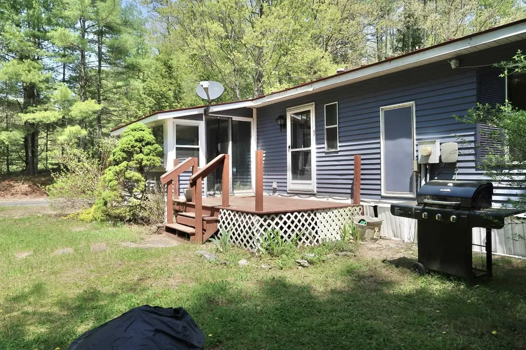 51 Sunset Drive Hopkinton NH 03229