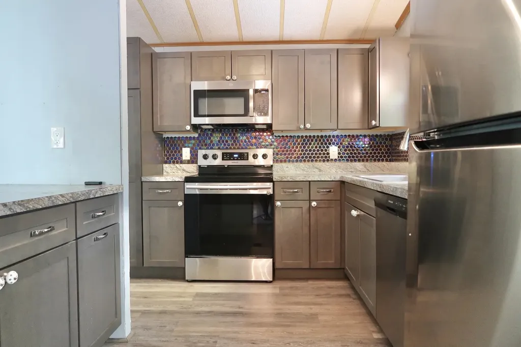 51 Sunset Drive Hopkinton NH 03229