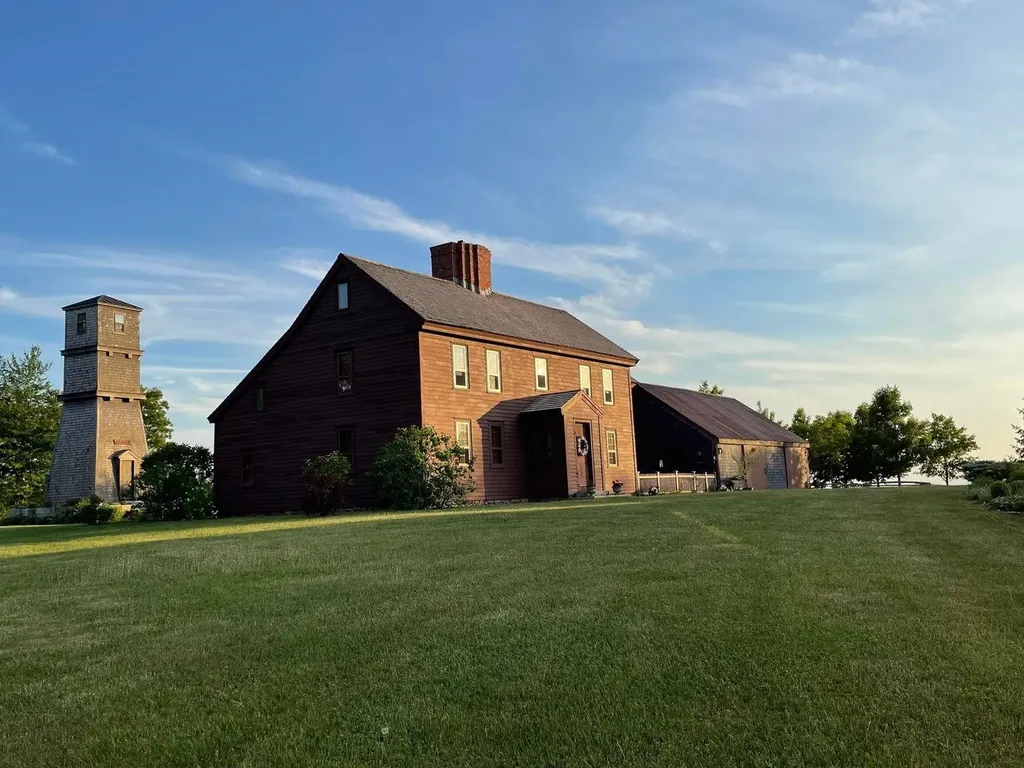 1242 & 1246 Province Road Gilmanton NH 03237