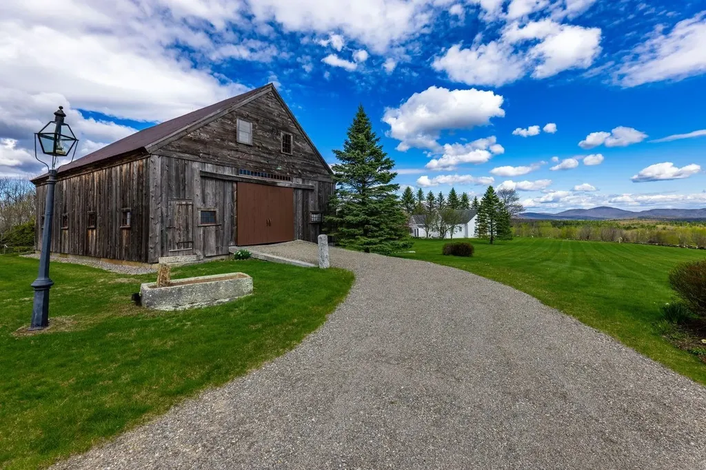 1242 & 1246 Province Road Gilmanton NH 03237