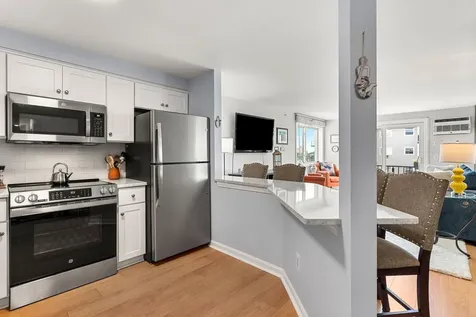 190 Kings Highway Hampton NH 03842