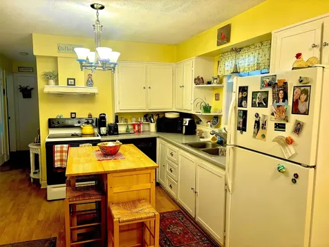 27 Browe Court Burlington VT 05408