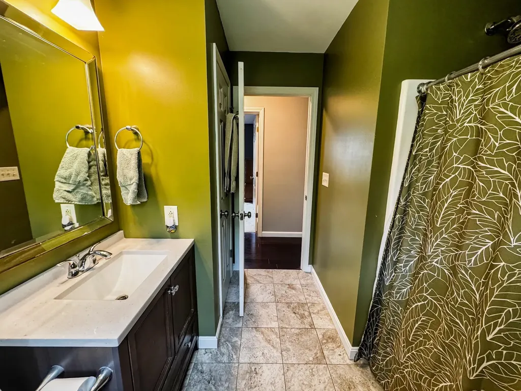 32 Albe Drive Bennington VT 05201