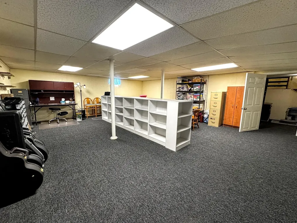 32 Albe Drive Bennington VT 05201