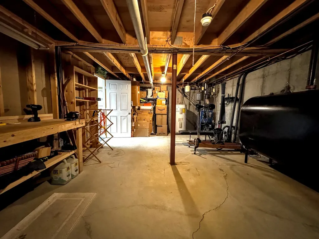 32 Albe Drive Bennington VT 05201