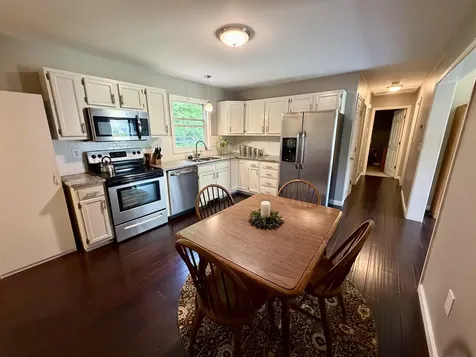 32 Albe Drive Bennington VT 05201