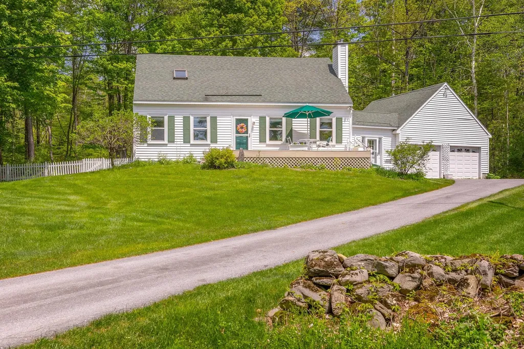 185 Kelleher Road Dorset VT 05251