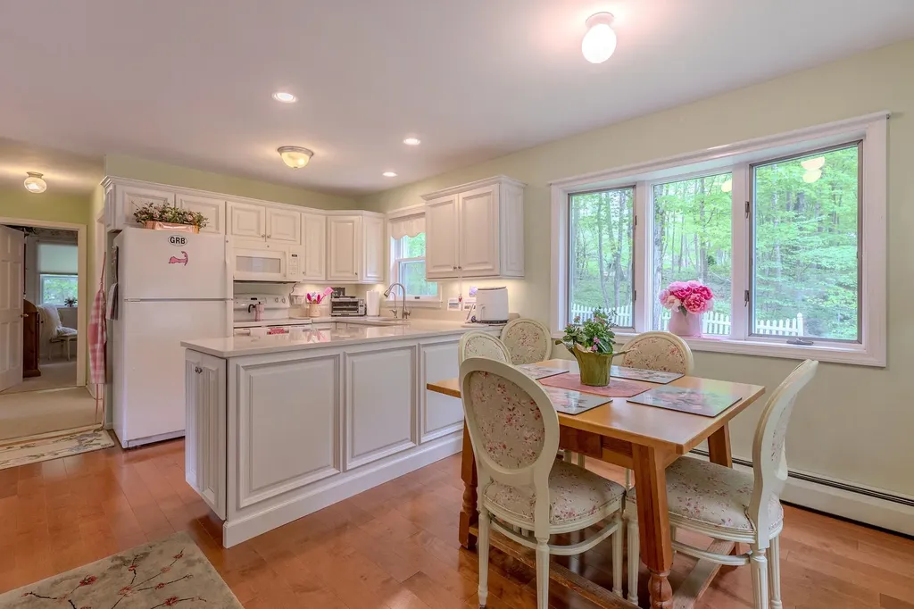 185 Kelleher Road Dorset VT 05251