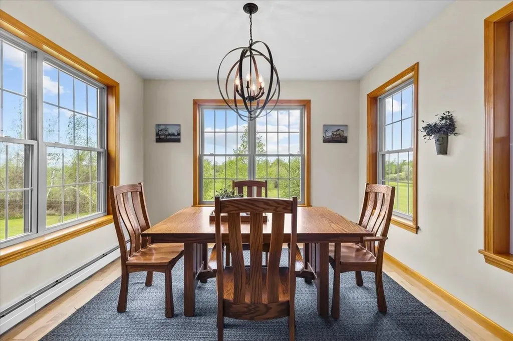 28 Rileys Way Highgate VT 05459