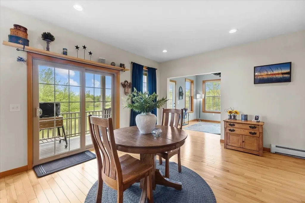 28 Rileys Way Highgate VT 05459