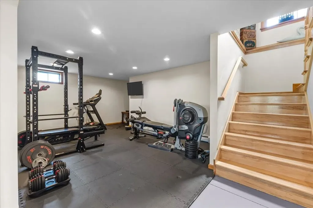 28 Rileys Way Highgate VT 05459