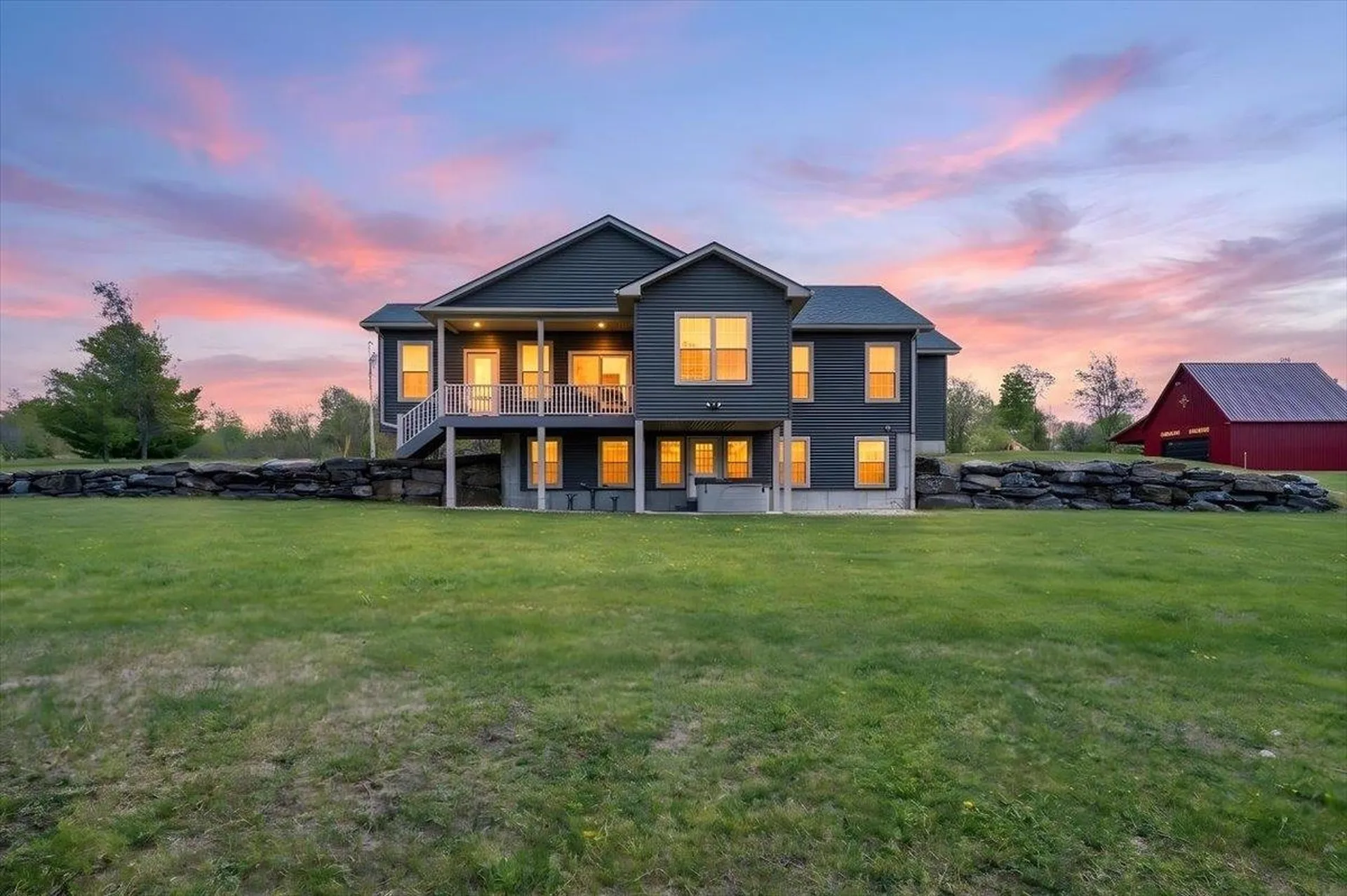 28 Rileys Way Highgate VT 05459