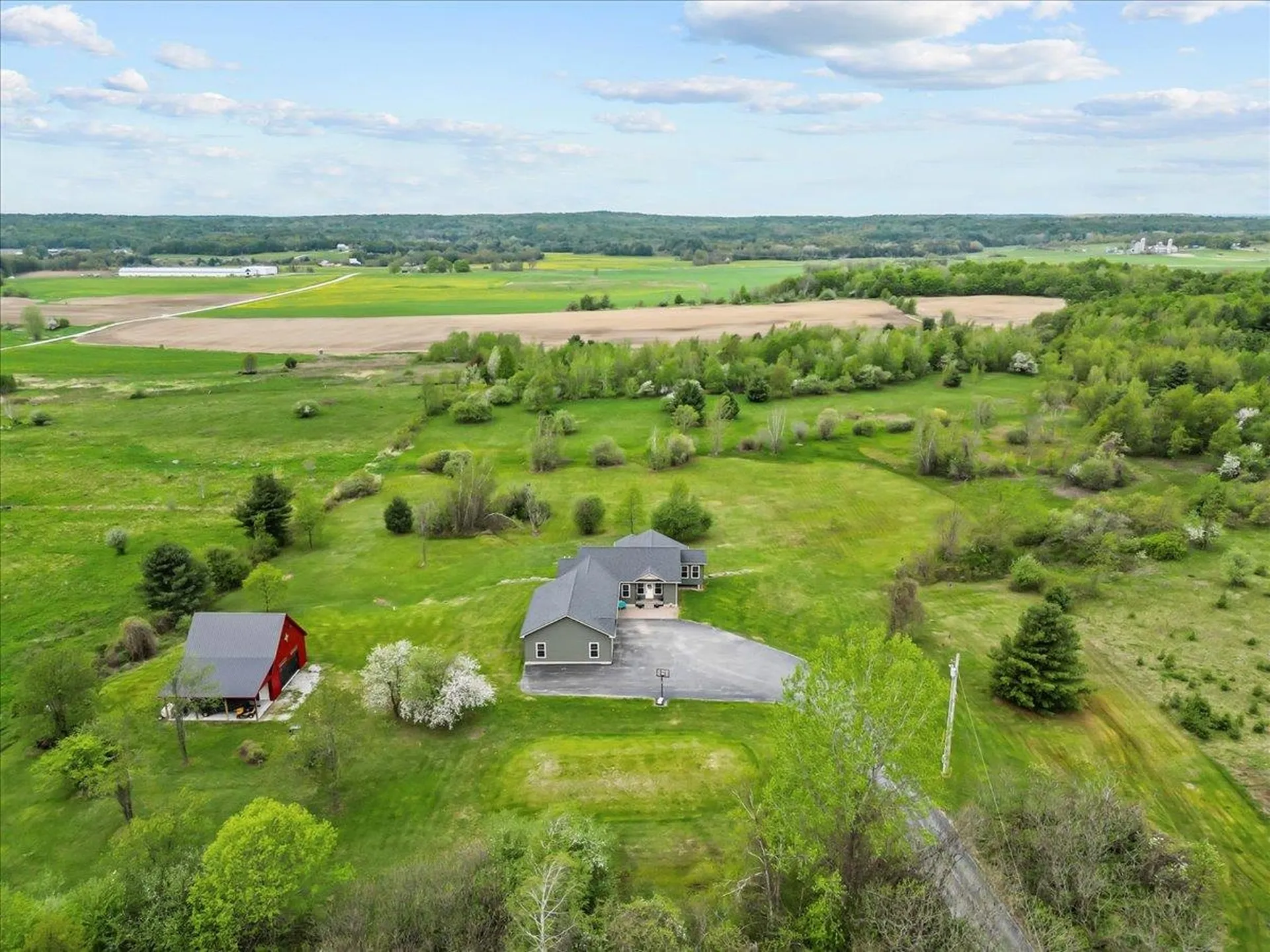 28 Rileys Way Highgate VT 05459