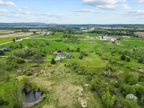 28 Rileys Way Highgate VT 05459