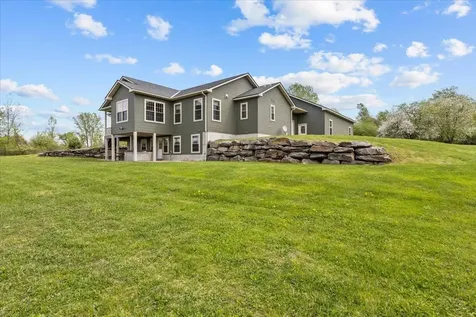 28 Rileys Way Highgate VT 05459