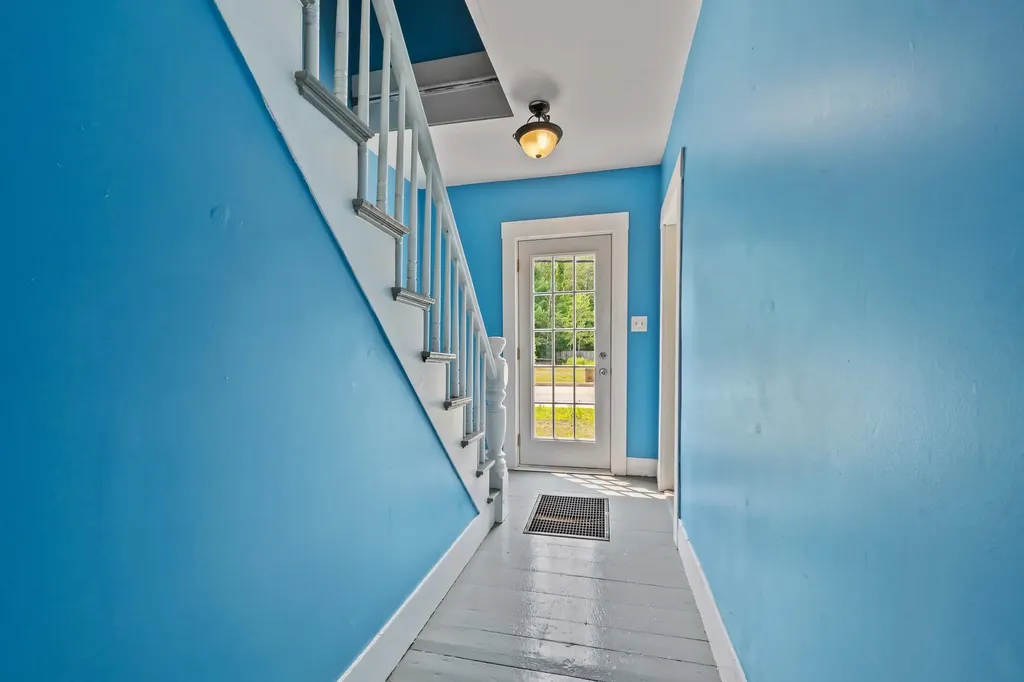 63 Mill Street Conway NH 03813