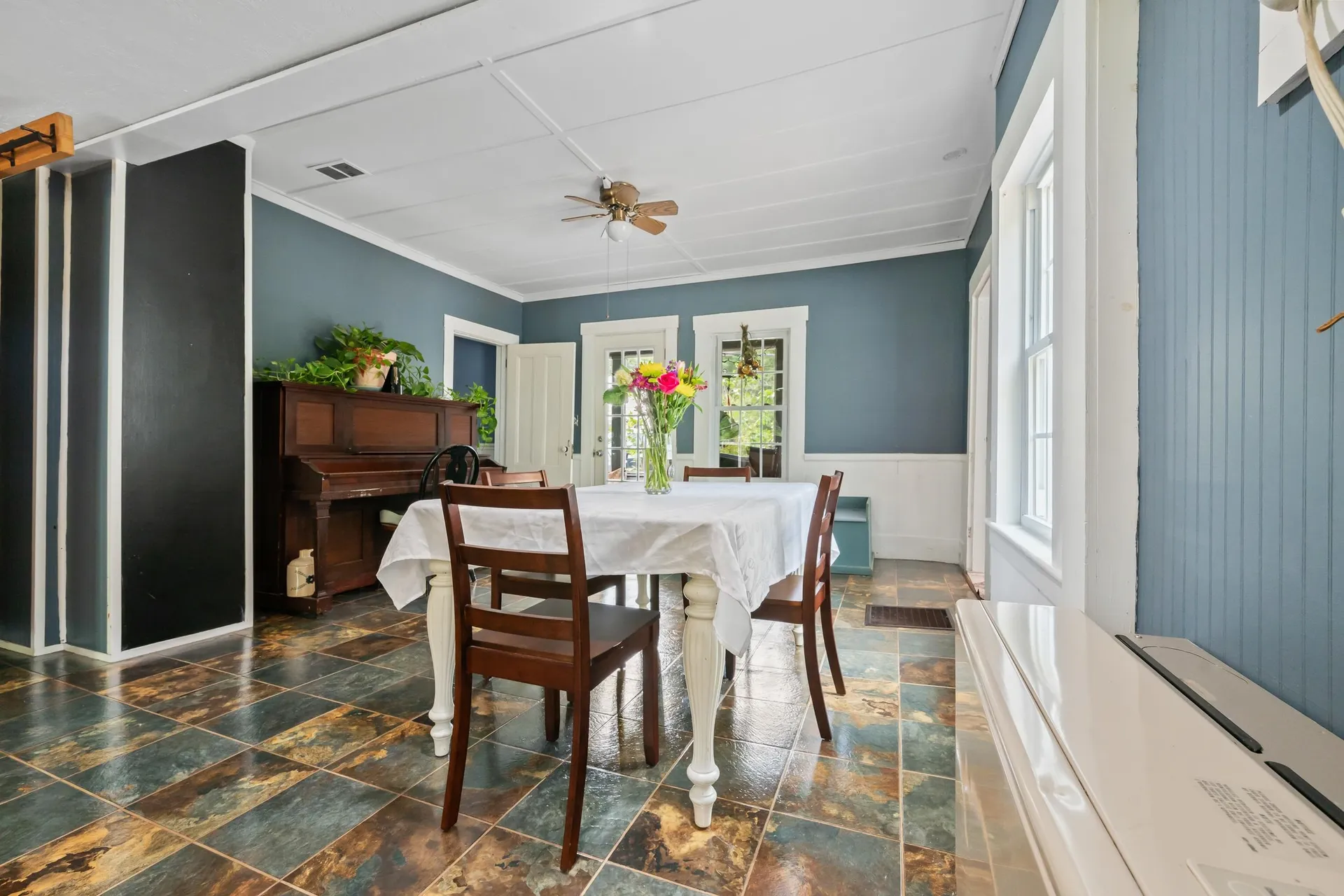63 Mill Street Conway NH 03813