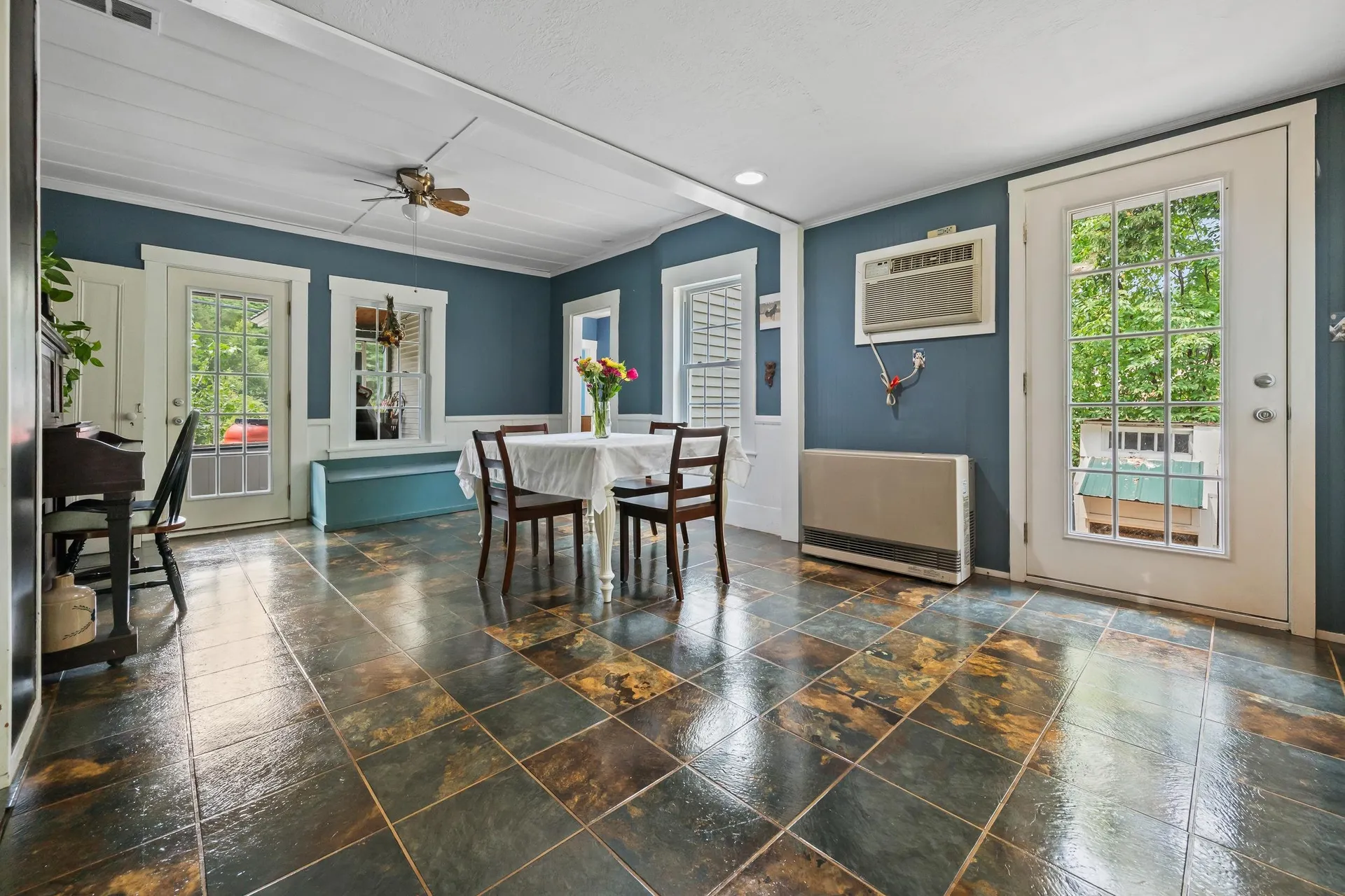 63 Mill Street Conway NH 03813