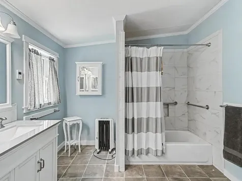 135 Duxfarm Estates Duxbury VT 05676