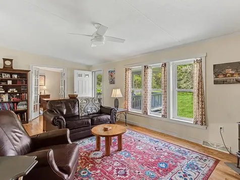 135 Duxfarm Estates Duxbury VT 05676